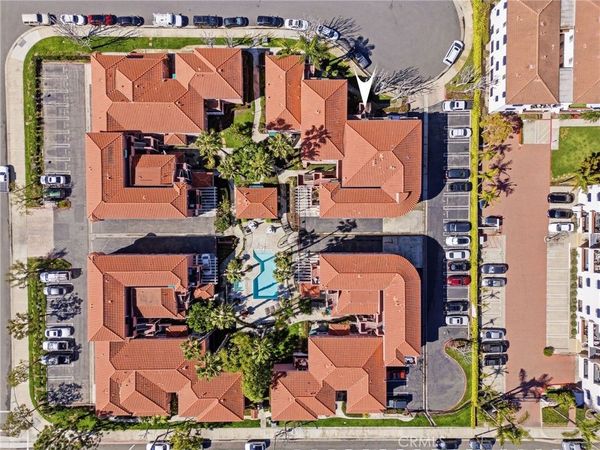 409 Utica D34, Unit D34, Huntington Beach, CA 92648