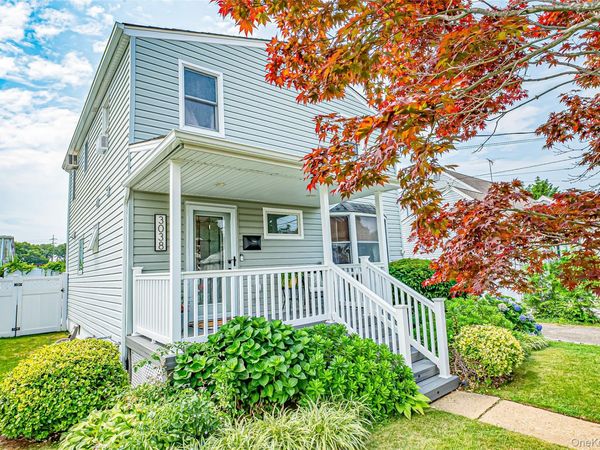 3038 Lowell Avenue , Wantagh, NY 11793