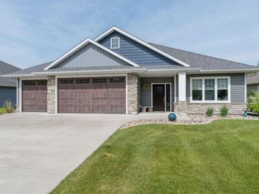 305 Dancing Waters Circle, Mankato, MN 56001