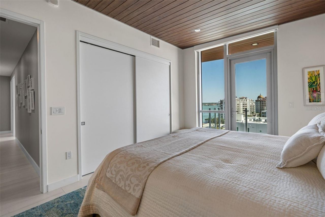 111 Golden Gate Point , Unit 802PH, Sarasota, FL 34236 Photo