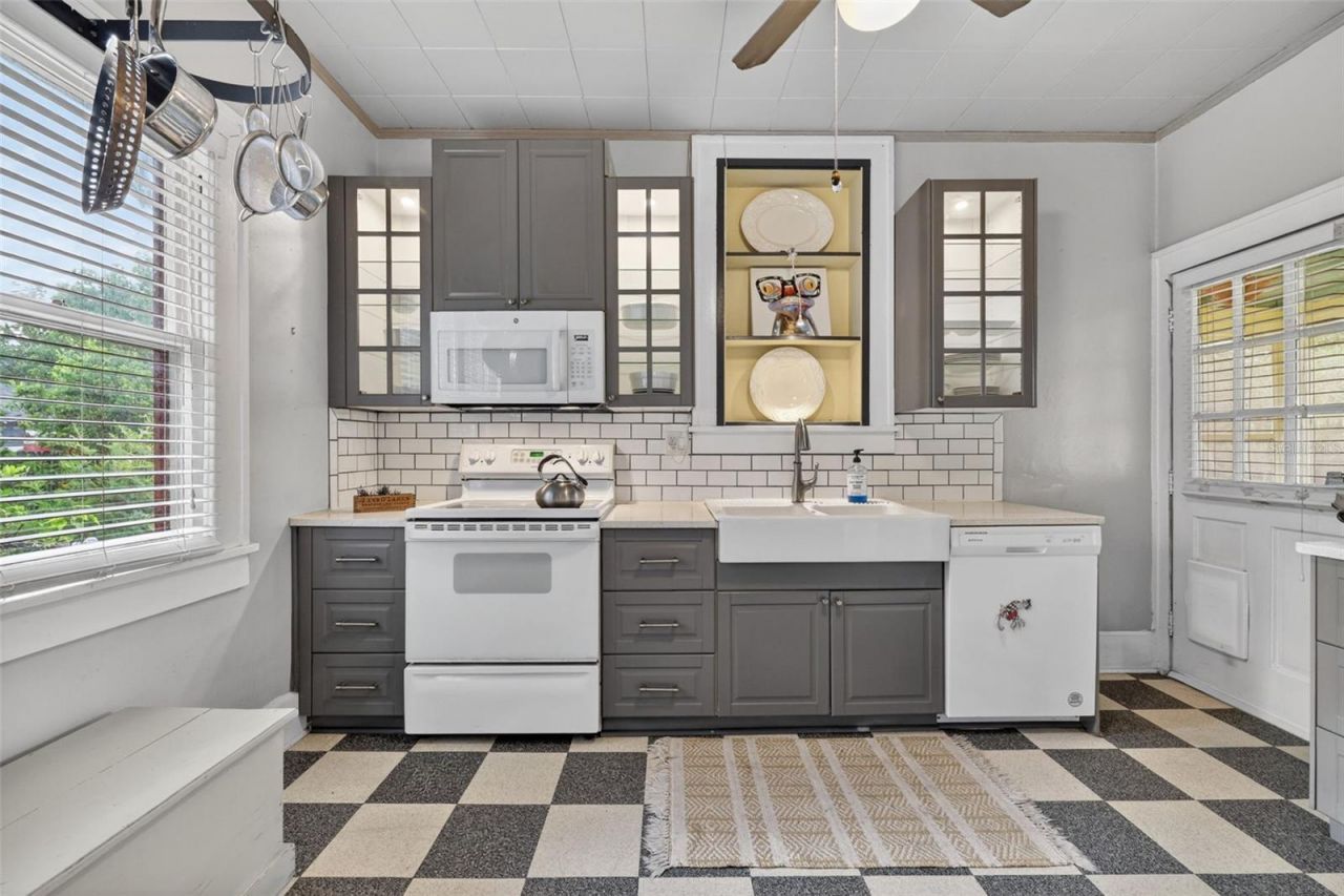 2535 15th Avenue N, Saint Petersburg, FL 33713 Photo