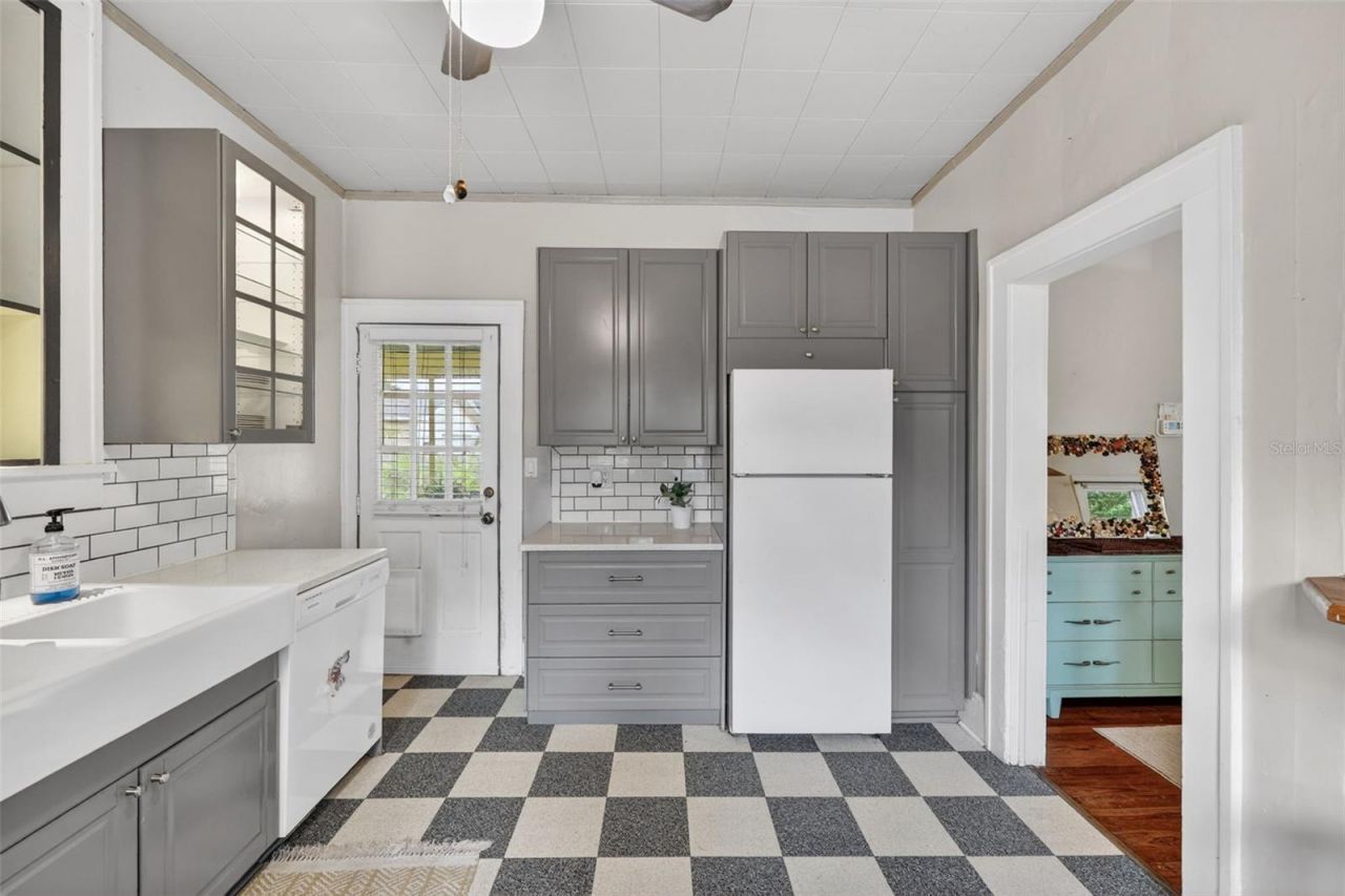 2535 15th Avenue N, Saint Petersburg, FL 33713 Photo
