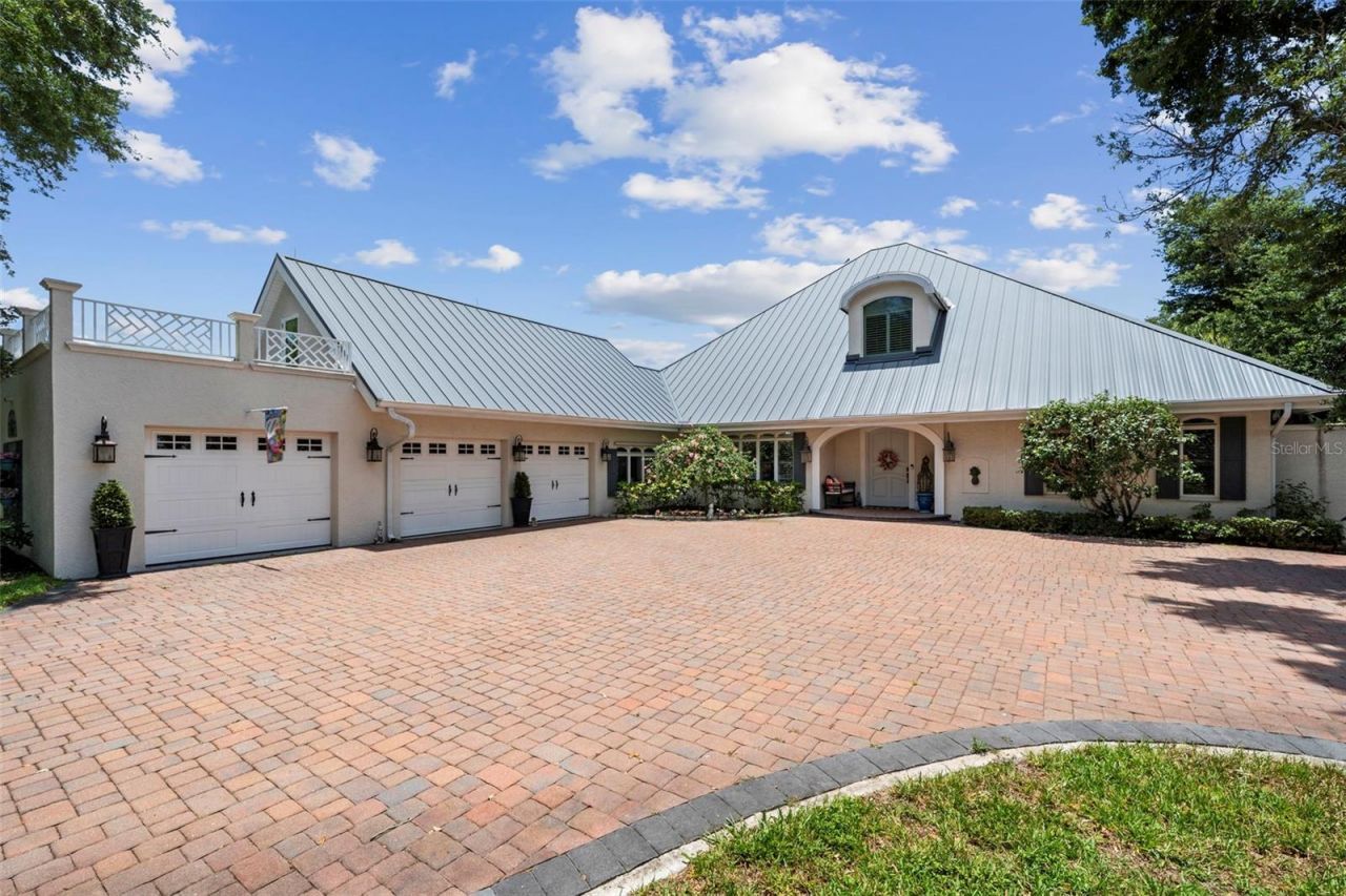 8152 Longbay Boulevard, Sarasota, FL 34243 Photo