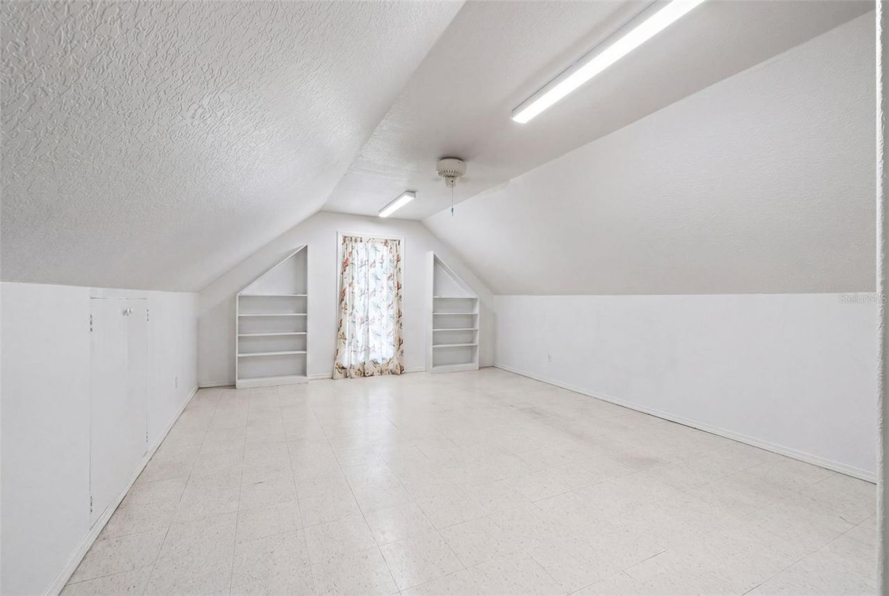 8152 Longbay Boulevard, Sarasota, FL 34243 Photo