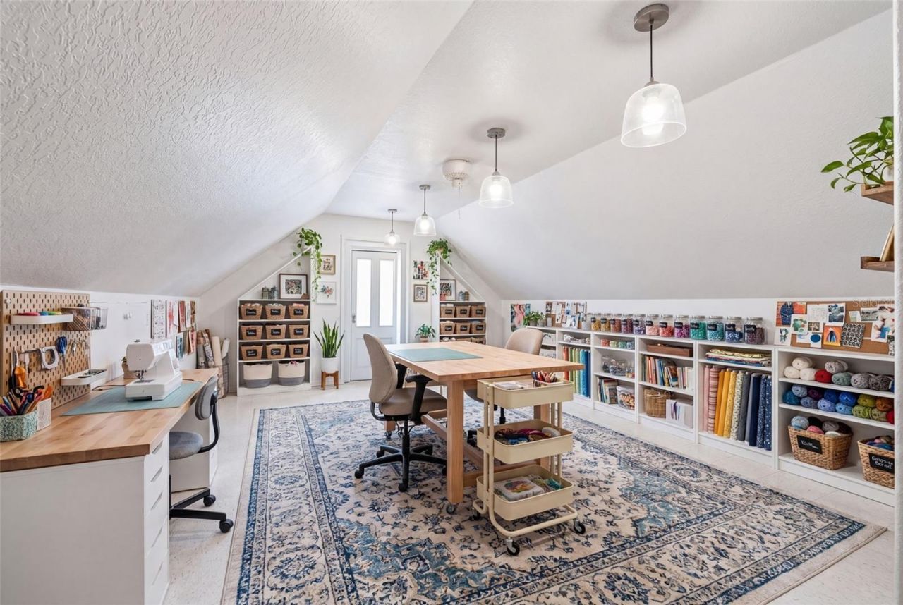 8152 Longbay Boulevard, Sarasota, FL 34243 Photo