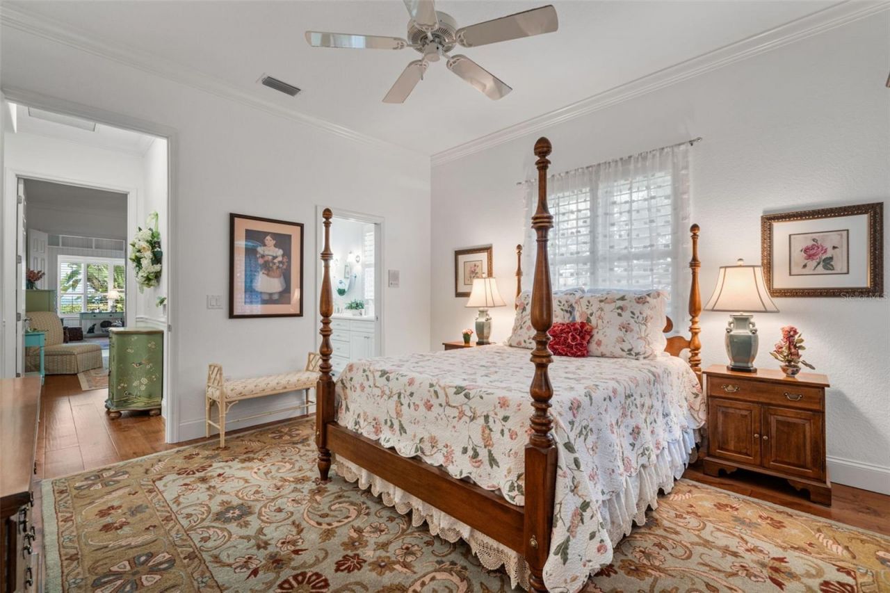8152 Longbay Boulevard, Sarasota, FL 34243 Photo