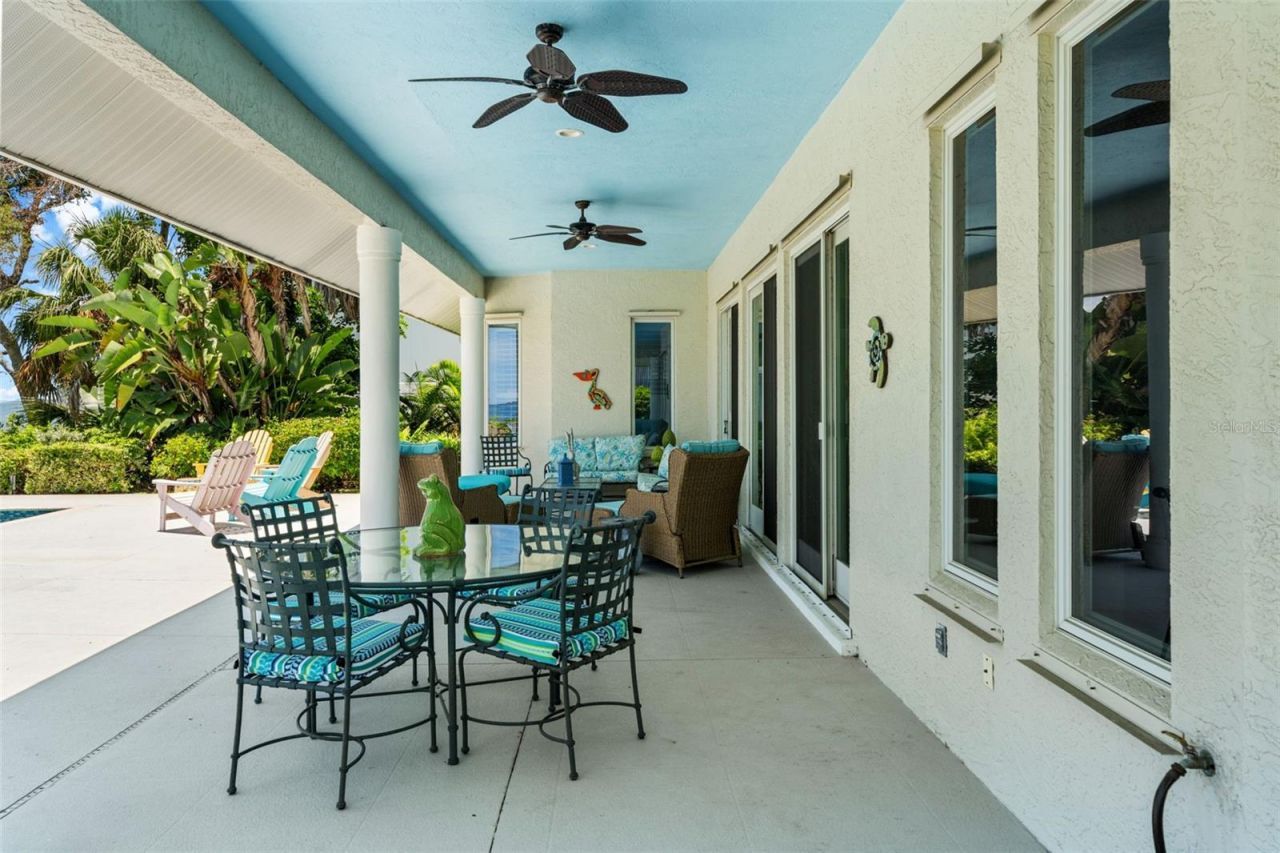 8152 Longbay Boulevard, Sarasota, FL 34243 Photo