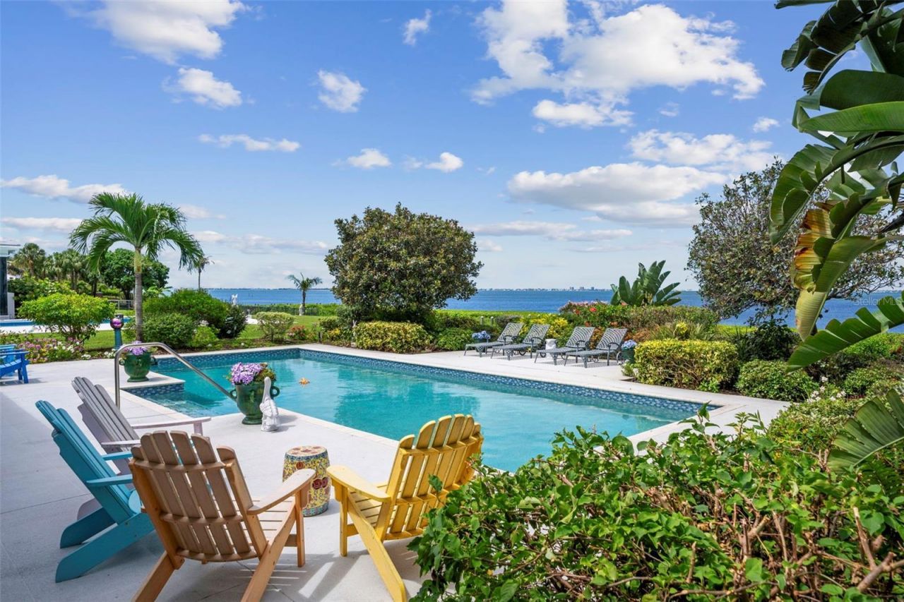 8152 Longbay Boulevard, Sarasota, FL 34243 Photo