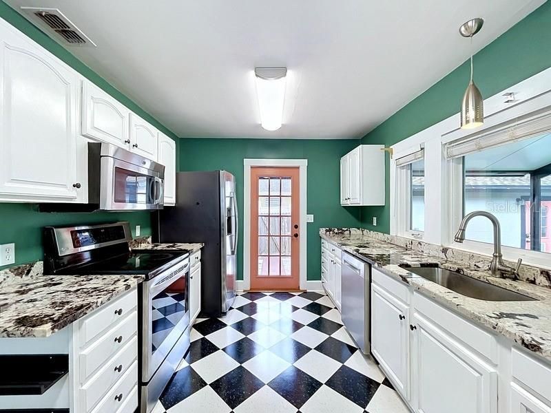 4334 18th Street N, Saint Petersburg, FL 33714 Photo