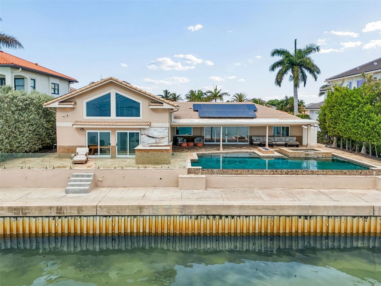 2038 Carolina Avenue Ne, Saint Petersburg, FL 33703 Photo