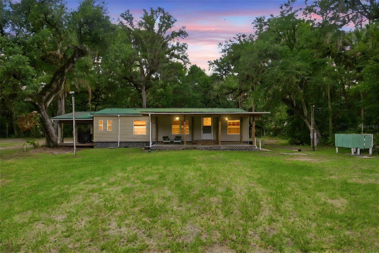1900 Retreat Road , Geneva, FL 32732 Main Photo