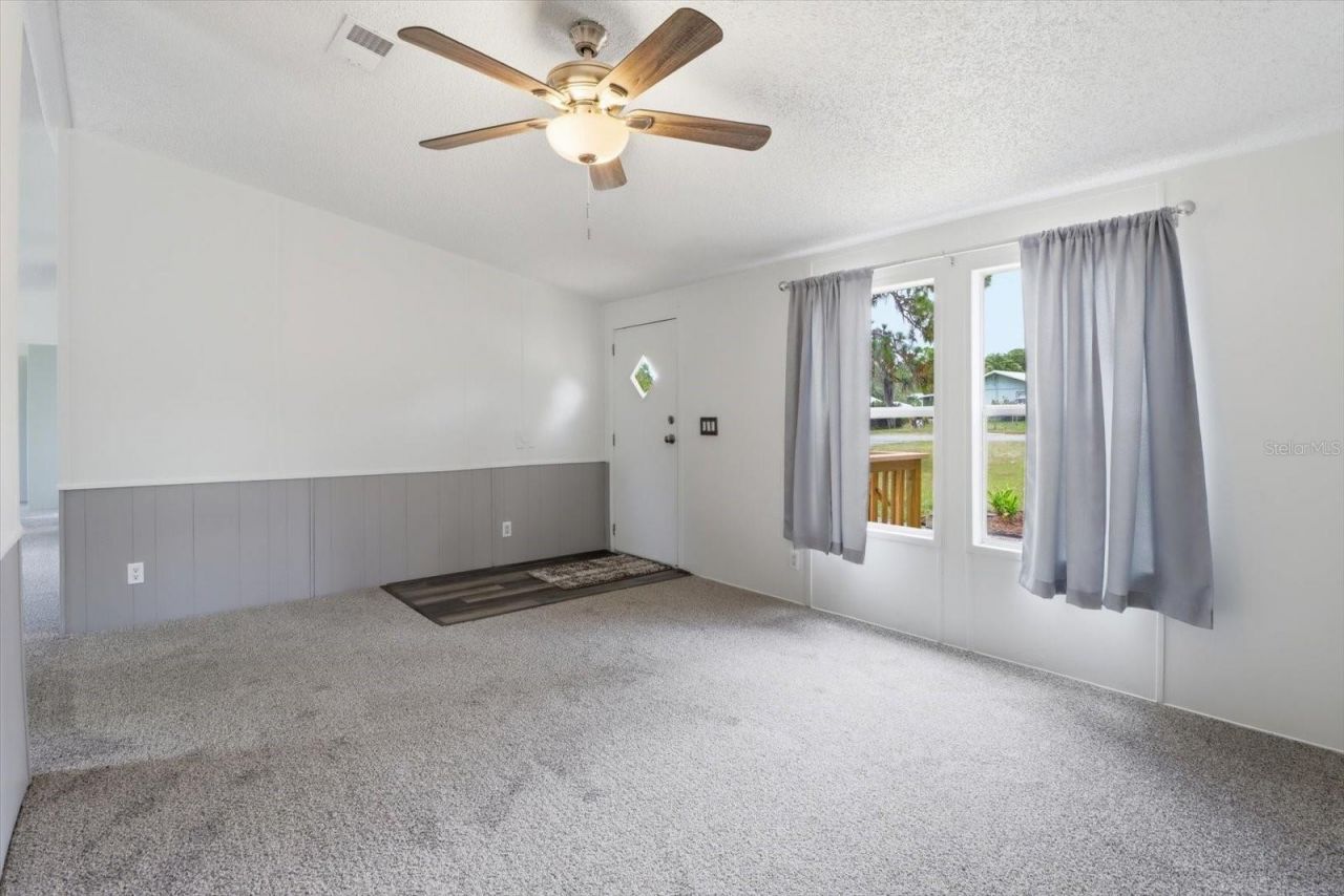 5716 S Greenfield Terrace , Homosassa, FL 34446 Photo