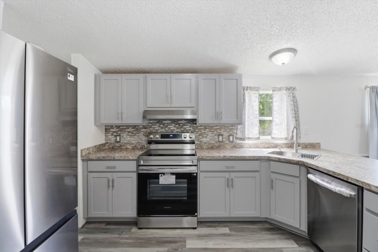 5716 S Greenfield Terrace , Homosassa, FL 34446 Photo