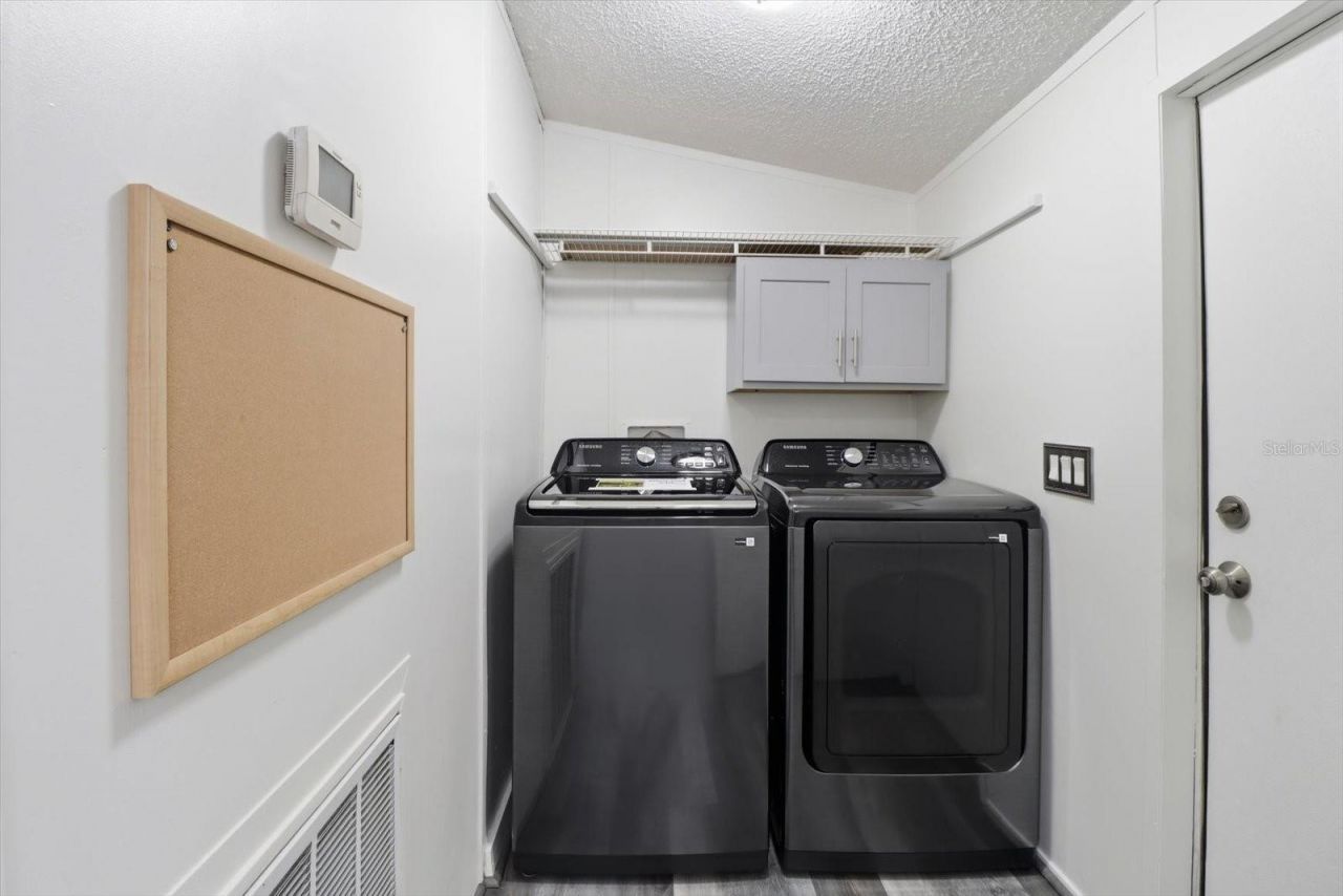 5716 S Greenfield Terrace , Homosassa, FL 34446 Photo