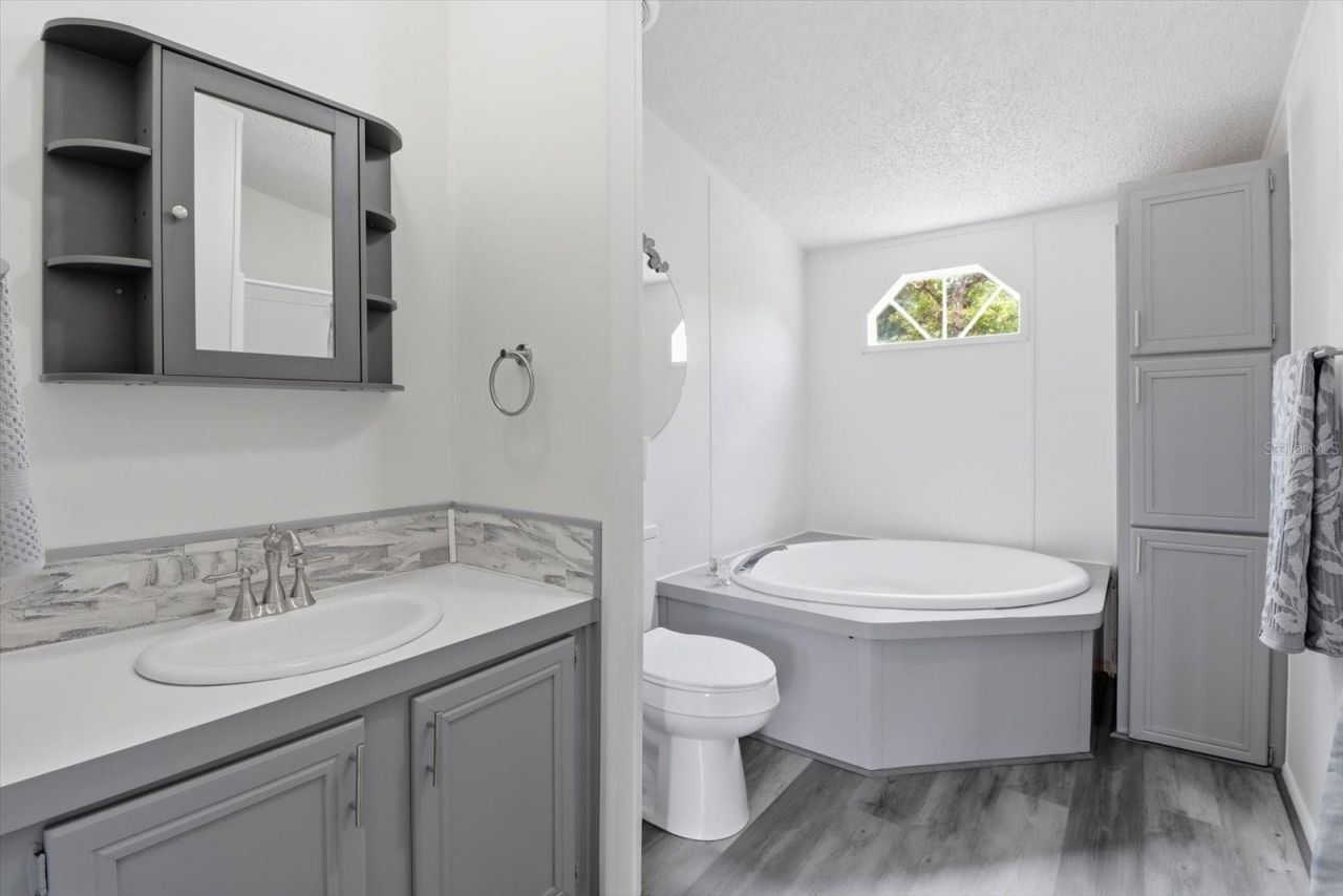 5716 S Greenfield Terrace , Homosassa, FL 34446 Photo