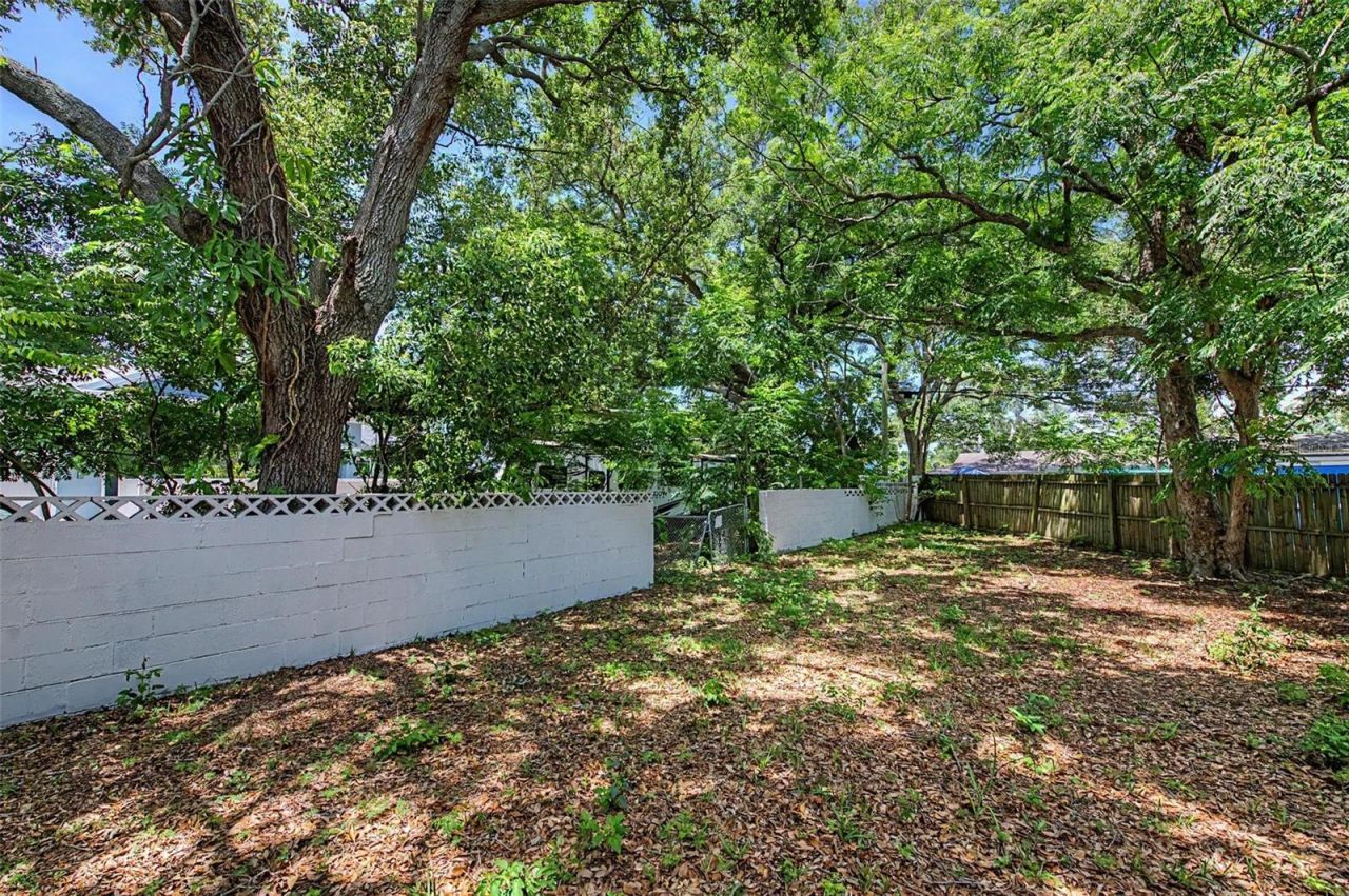 11592 110th Terrace , Largo, FL 33778 Photo