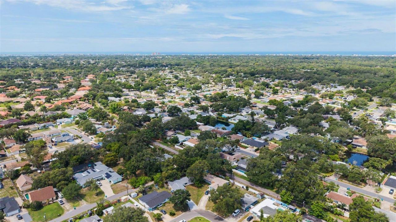11592 110th Terrace , Largo, FL 33778 Photo