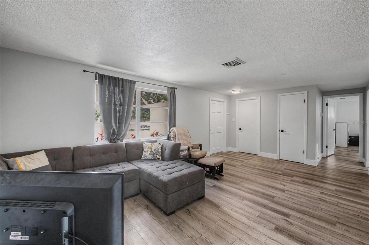 11592 110th Terrace , Largo, FL 33778 Photo