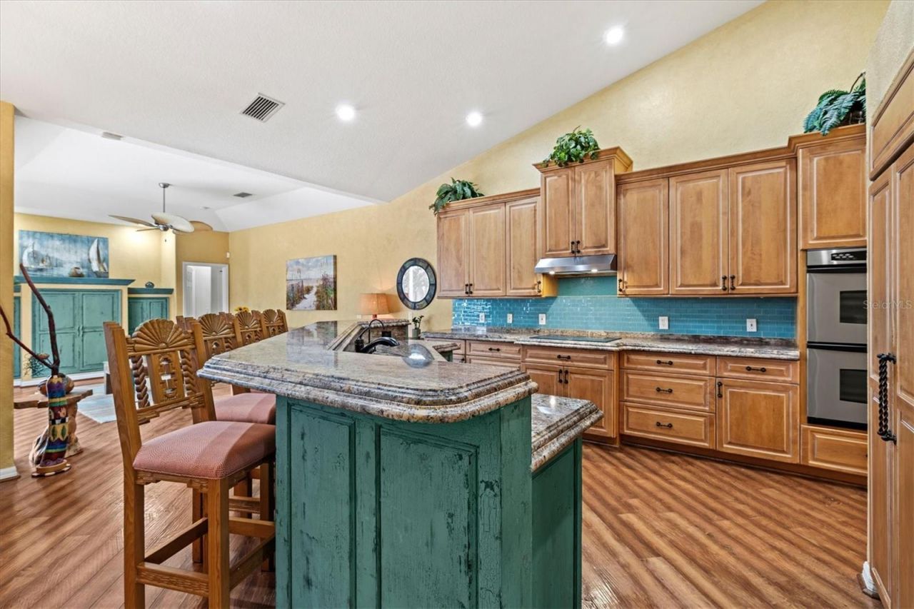 4860 Cedar Oak Way , Sarasota, FL 34233 Photo