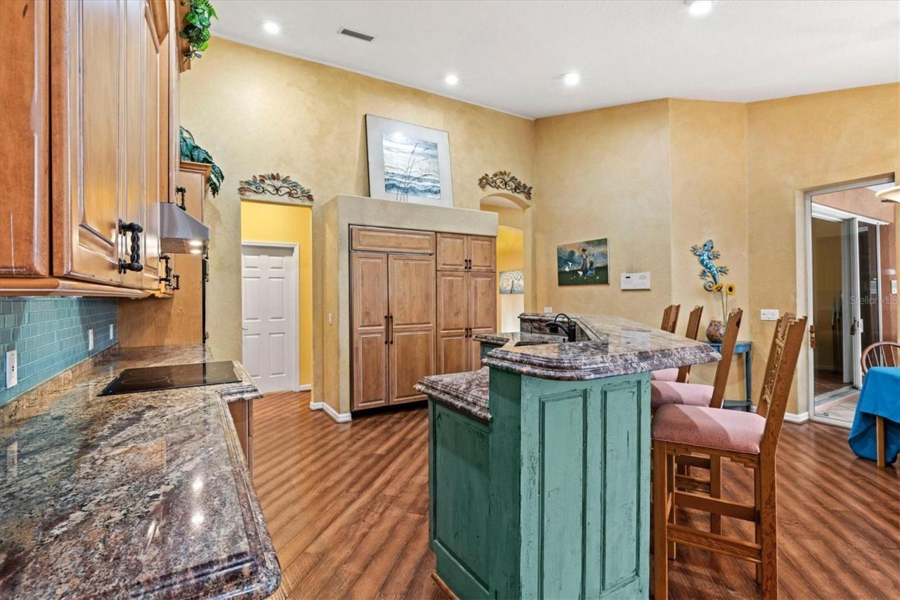 4860 Cedar Oak Way , Sarasota, FL 34233 Photo