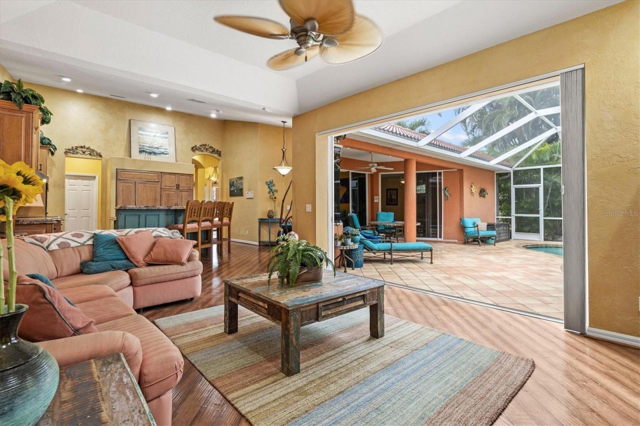 4860 Cedar Oak Way , Sarasota, FL 34233 Photo