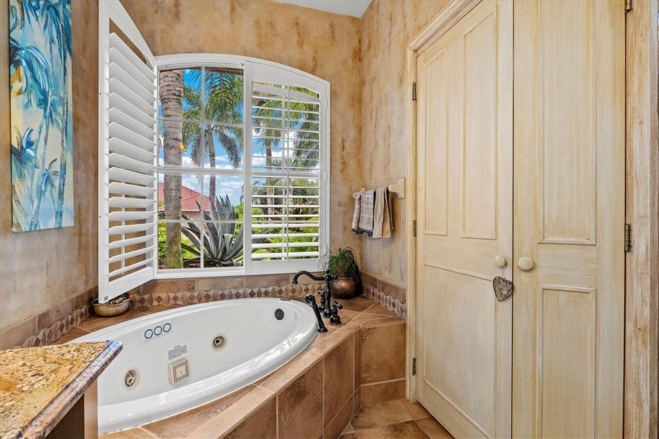 4860 Cedar Oak Way , Sarasota, FL 34233 Photo