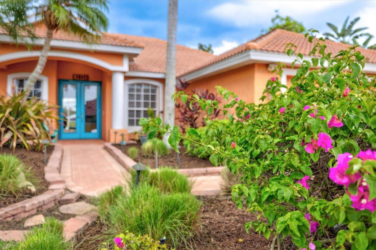 4860 Cedar Oak Way , Sarasota, FL 34233 Photo