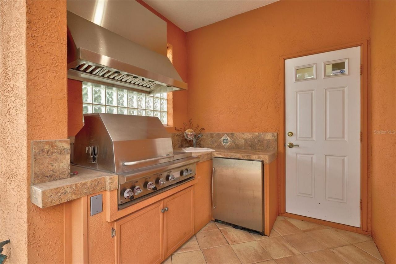 4860 Cedar Oak Way , Sarasota, FL 34233 Photo