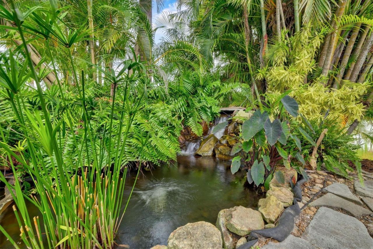 4860 Cedar Oak Way , Sarasota, FL 34233 Photo