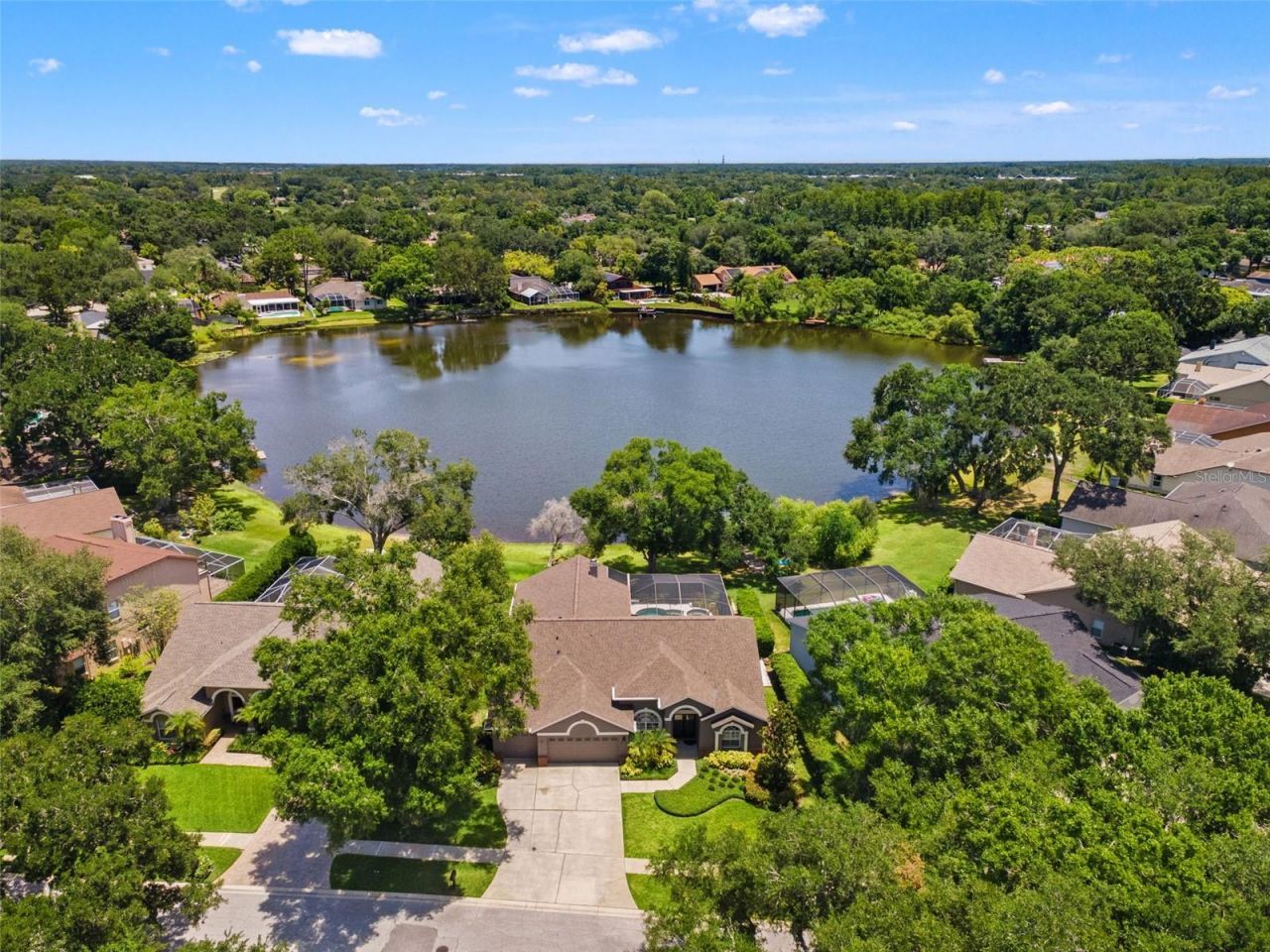 4315 Round Lake Court, Tampa, FL 33618 Photo