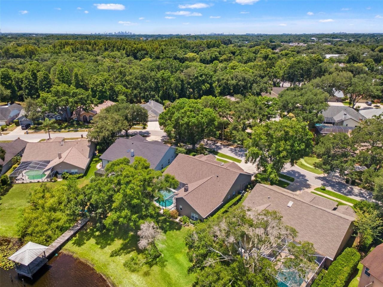 4315 Round Lake Court, Tampa, FL 33618 Photo