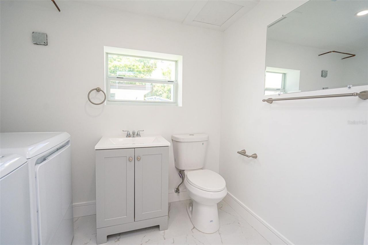 20720 NW 34 Avenue, Miami Gardens, FL 33056 Photo