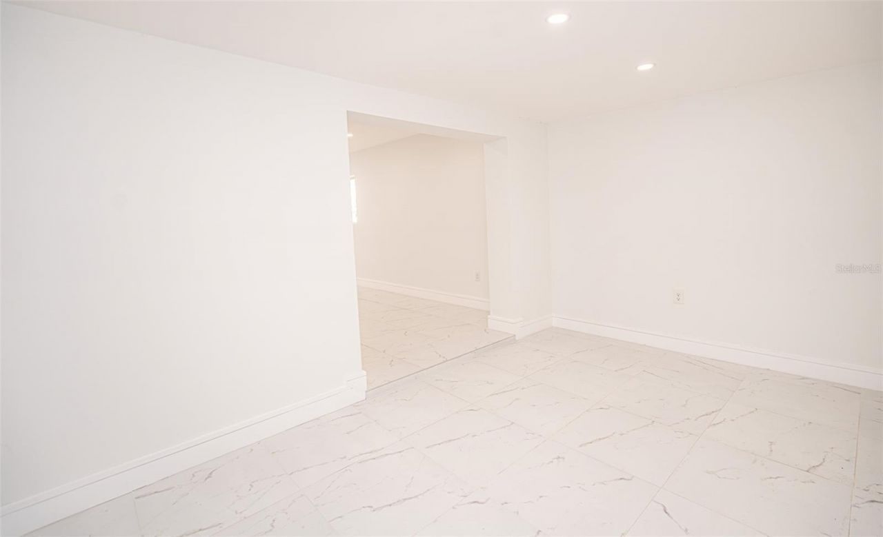20720 NW 34 Avenue, Miami Gardens, FL 33056 Photo