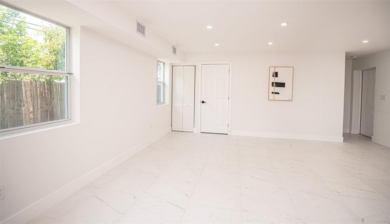 20720 NW 34 Avenue, Miami Gardens, FL 33056 Photo
