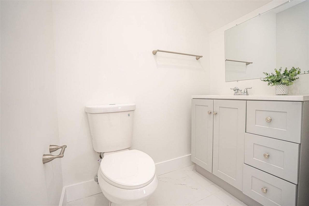 20720 NW 34 Avenue, Miami Gardens, FL 33056 Photo