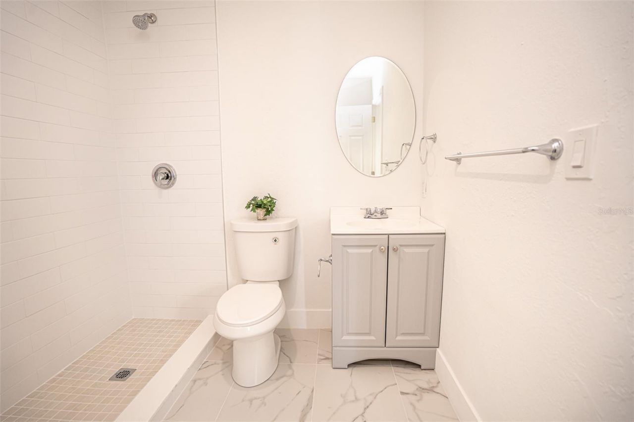 20720 NW 34 Avenue, Miami Gardens, FL 33056 Photo