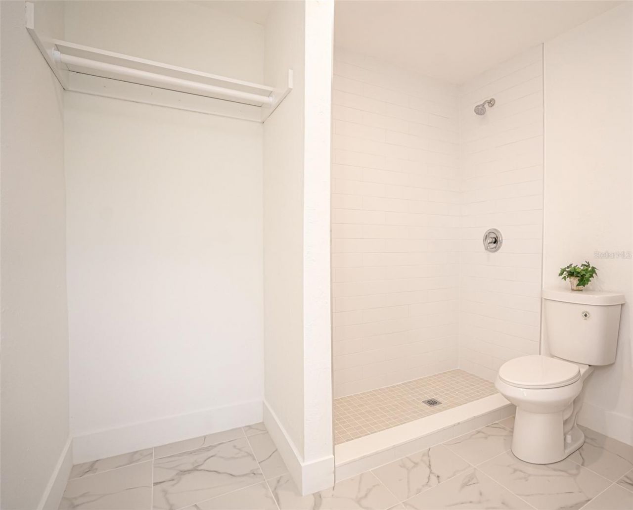 20720 NW 34 Avenue, Miami Gardens, FL 33056 Photo