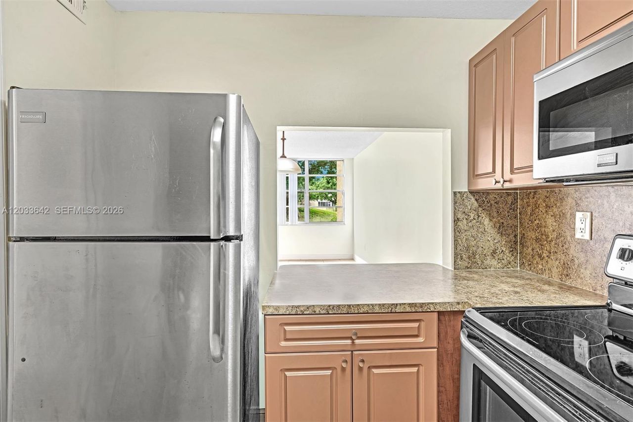 9410 Tangerine Pl , Unit 105, Davie, FL 33324 Photo