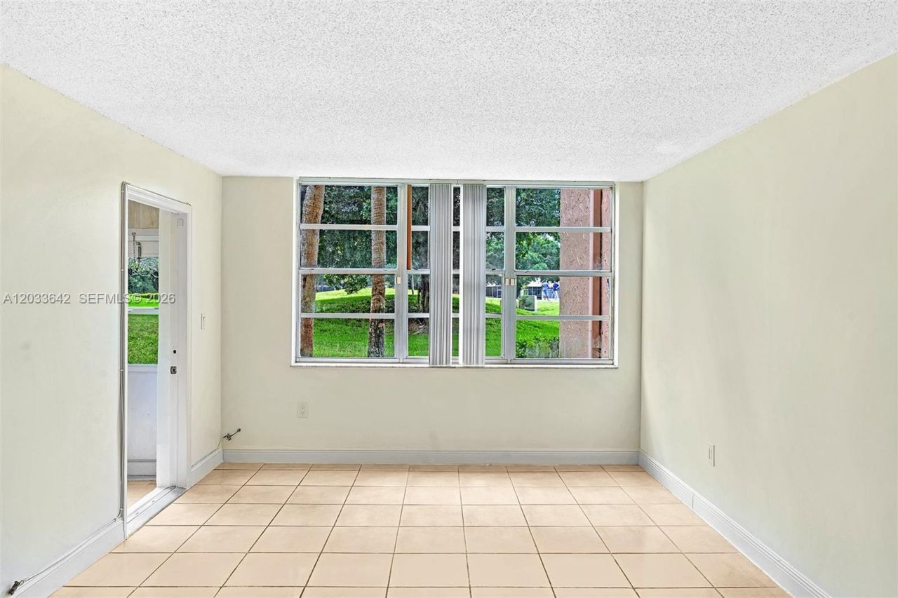 9410 Tangerine Pl , Unit 105, Davie, FL 33324 Photo
