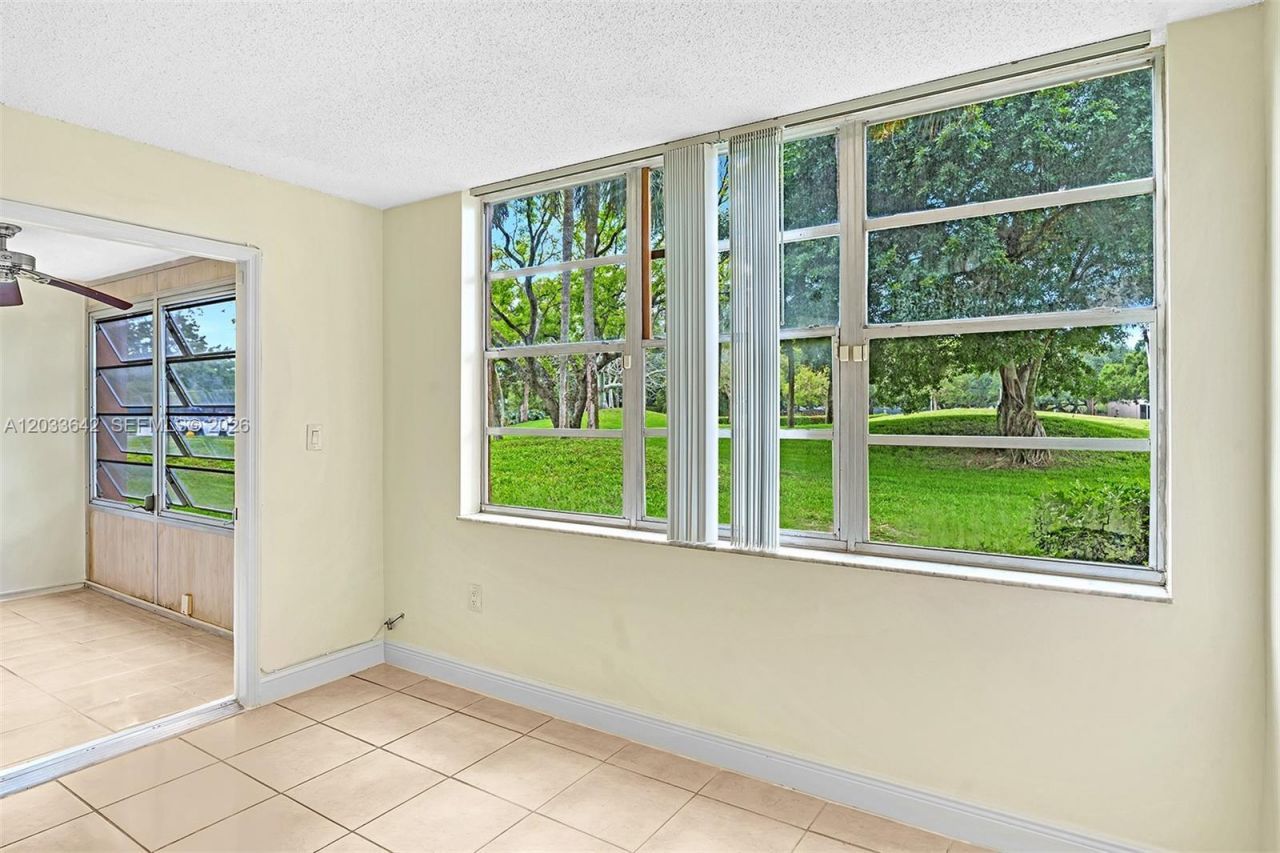 9410 Tangerine Pl , Unit 105, Davie, FL 33324 Photo