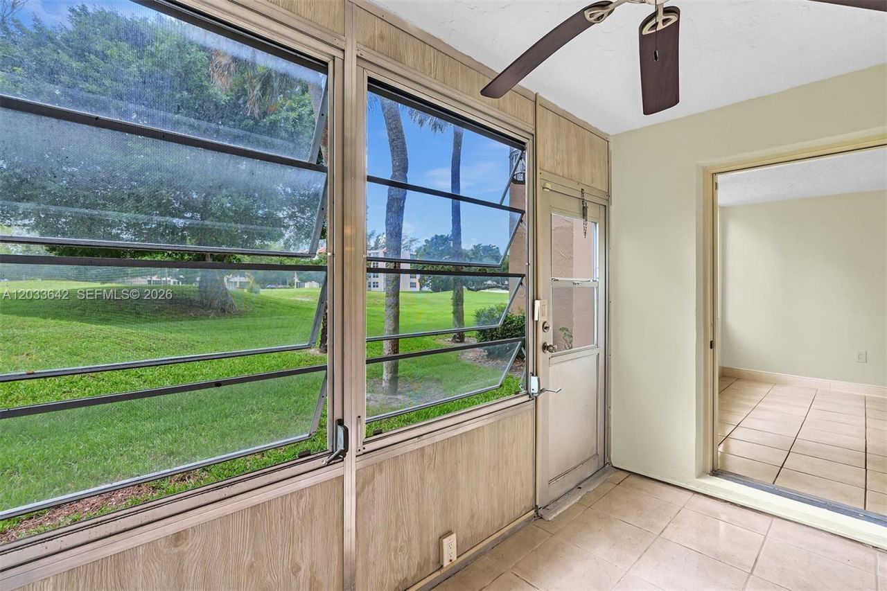 9410 Tangerine Pl , Unit 105, Davie, FL 33324 Photo