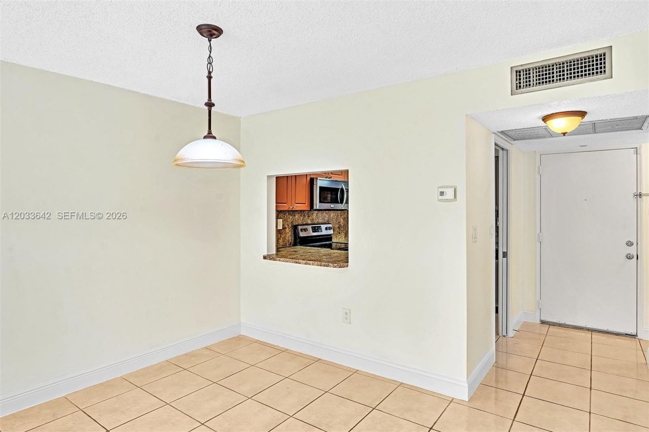 9410 Tangerine Pl , Unit 105, Davie, FL 33324 Photo