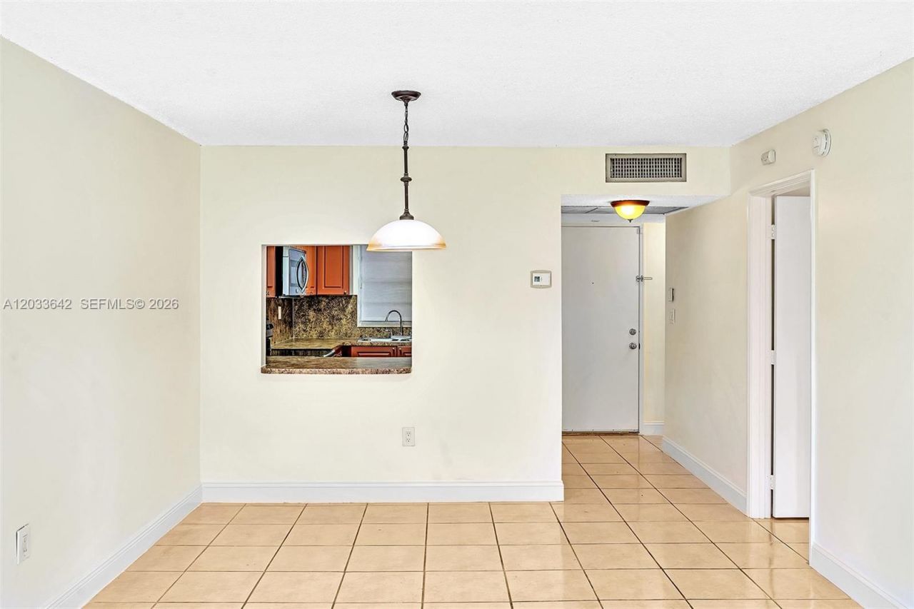 9410 Tangerine Pl , Unit 105, Davie, FL 33324 Photo