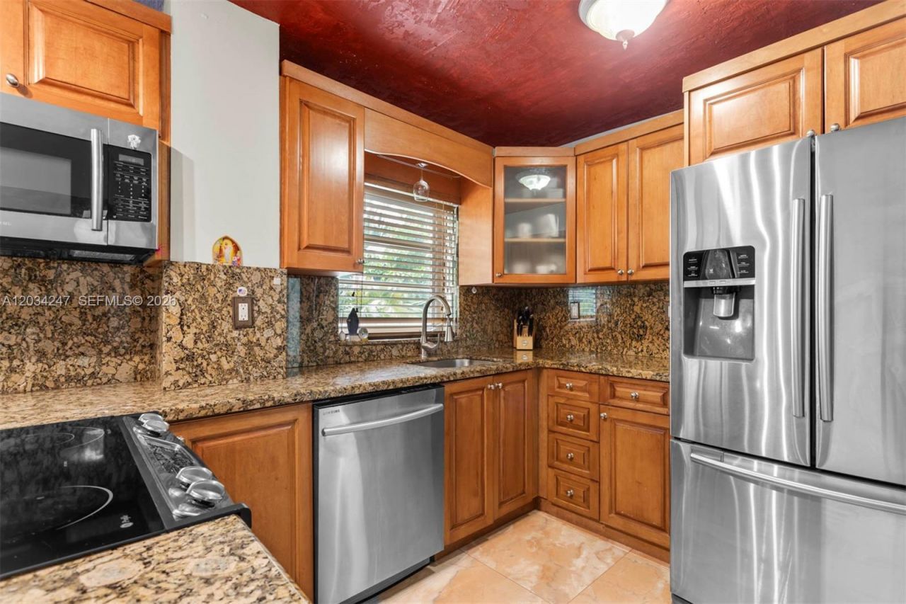 1820 James Ave , Unit 2F, Miami Beach, FL 33139 Photo
