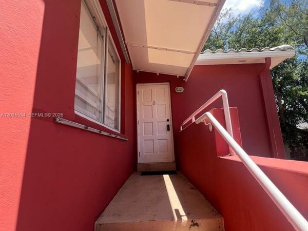 544 NE 62nd St , Unit 544-8, Miami, FL 33138