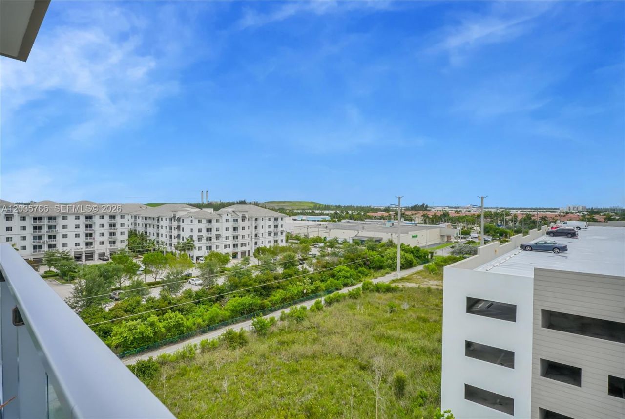7751 NW 107th Ave , Unit 701, Doral, FL 33178 Photo