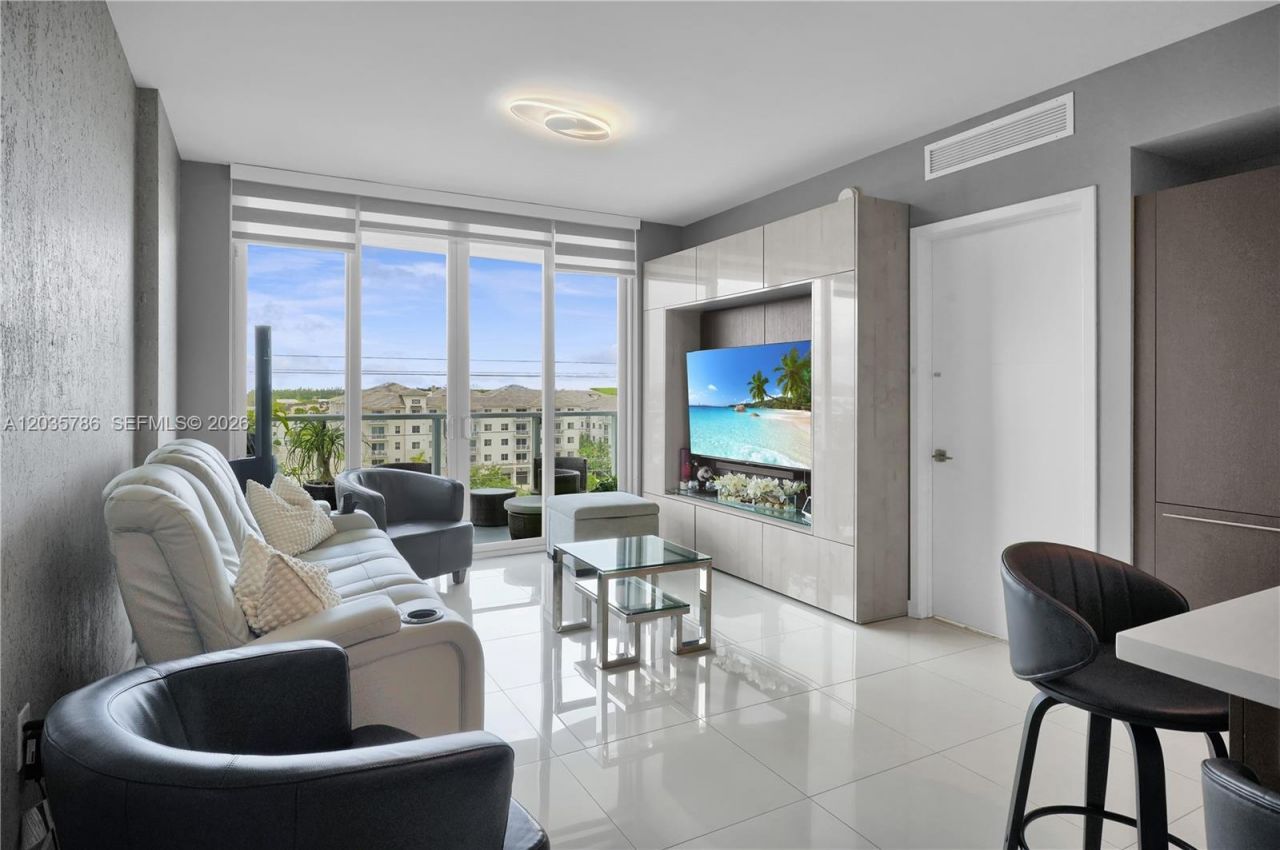 7751 NW 107th Ave , Unit 701, Doral, FL 33178 Photo
