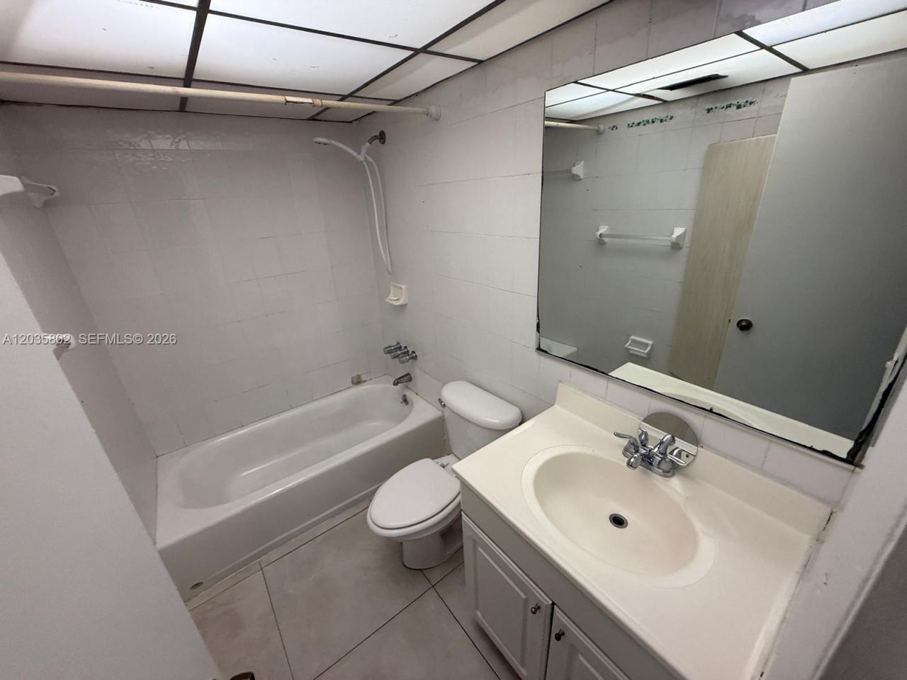 6675 W 4th Ave, Unit 402, Hialeah, FL 33012 Photo