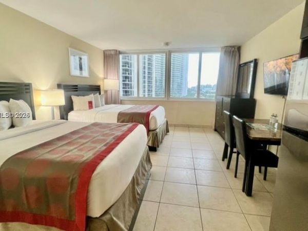 19201 Collins Ave , Unit 942, Sunny Isles Beach, FL 33160