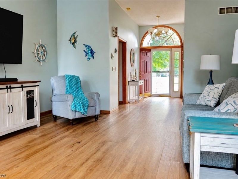 113 Barrington Court, Elyria, OH 44035 Photo 5